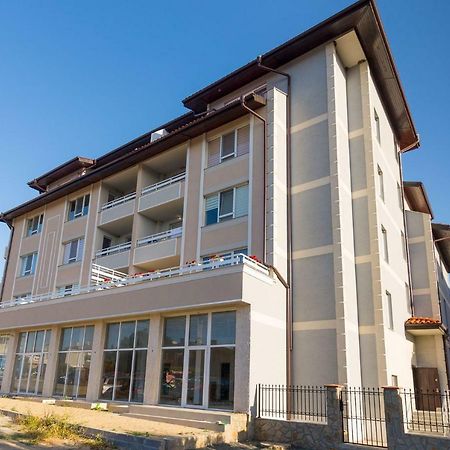 Hiora Apartments Vasiliko Tsarevo Ngoại thất bức ảnh