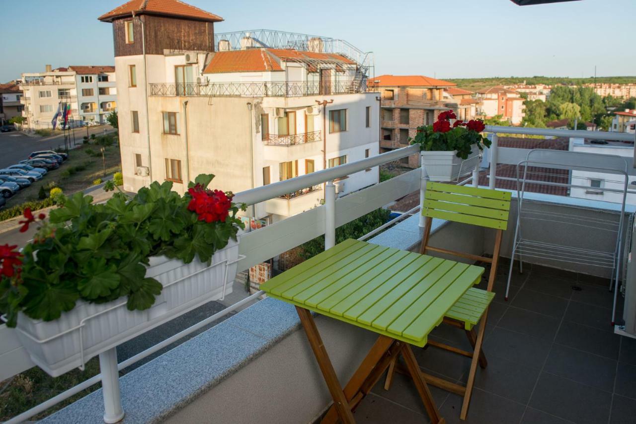 Hiora Apartments Vasiliko Tsarevo Ngoại thất bức ảnh