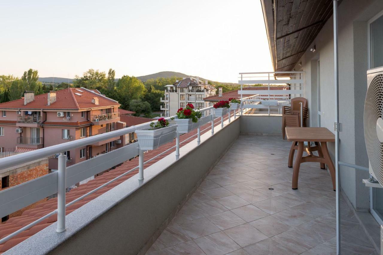 Hiora Apartments Vasiliko Tsarevo Ngoại thất bức ảnh